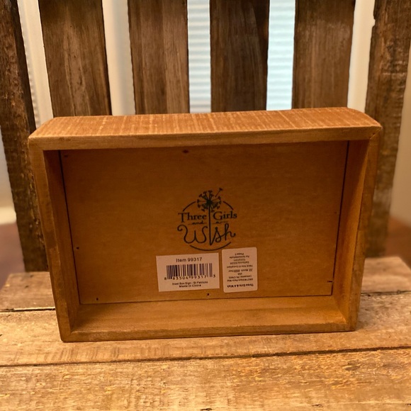 St. Patricks Day Tier Tray Sign, Farmhouse Happy St. Patrick’s Day Wood Sign - Picture 8 of 11